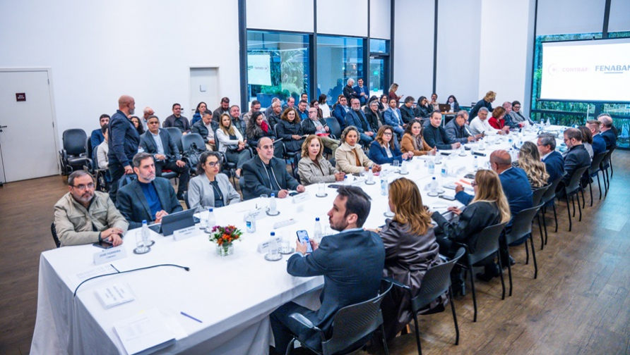 Categoria bancária entrega minuta de reivindicações à Fenaban