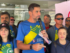 Ato no prédio do Banco do Brasil no centro de BH