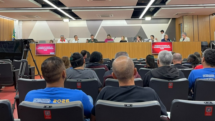 Imagem conteúdo - Audiência na ALMG debate Campanha Nacional e reforça apoio à categoria
