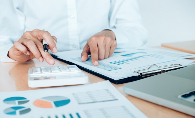 Emprego bancário cresce 6,9 mil postos de trabalho em 2021, mas 5 mil vagas foram fechadas na pandemia