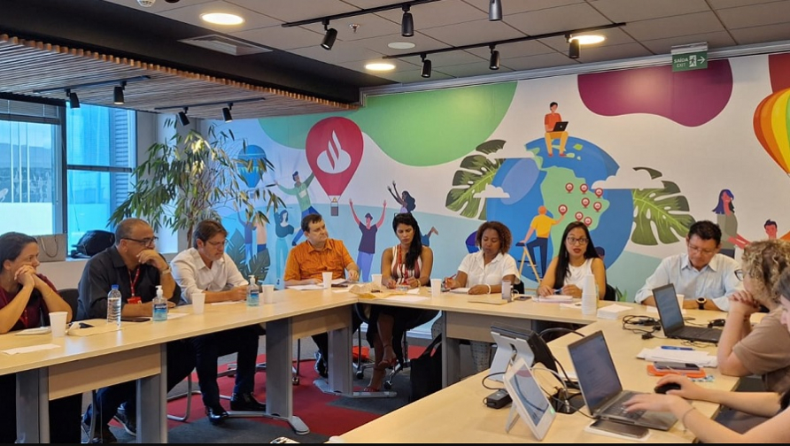 COE cobra mudanças na reestruturação da rede de agências Santander