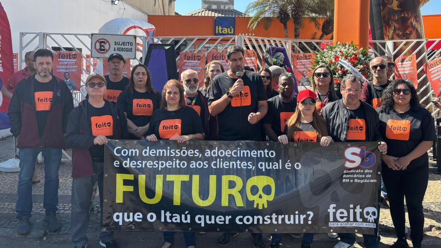 Sindicato promove ato e paralisação em agência do Itaú que será fechada em Matozinhos