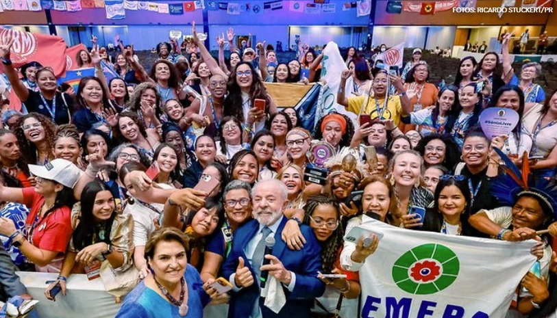 Lula sanciona lei que estende licença-maternidade em caso de internação prolongada